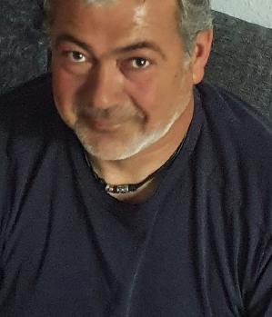 Zum Profil von Lauron