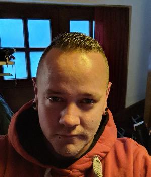 Zum Profil von Lecter03
