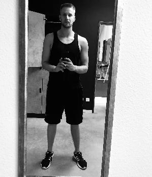 Zum Profil von Leinad092