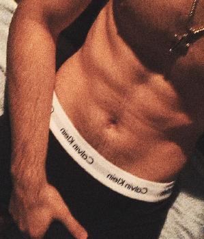 Sex Inserat von: Levi352