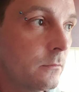 Zum Profil von Lewi84