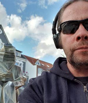 Zum Profil von LoveRowdy