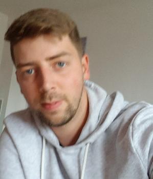 Zum Profil von Lukas511987