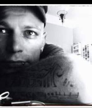 Zum Profil von Lustfeder