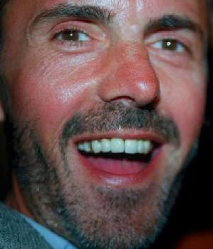 Zum Profil von Luzziffer