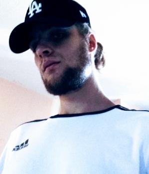 Zum Profil von Madmaxi45