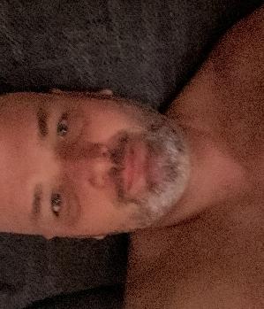 Zum Profil von Magyver