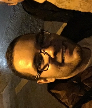 Zum Profil von MakeYouWet