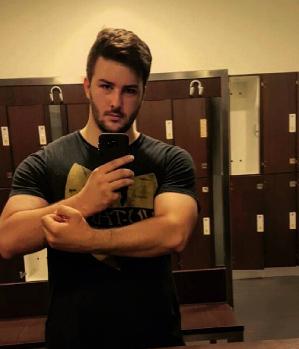 Zum Profil von Malik1996