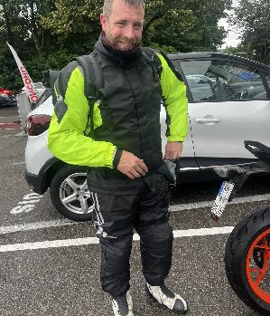 Zum Profil von Mann890