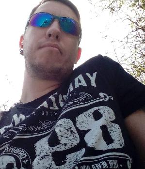 Marc09326