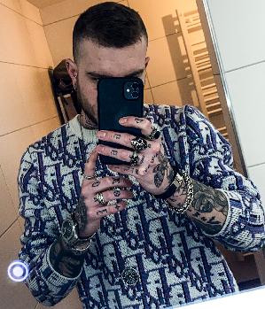 Zum Profil von MarciW94