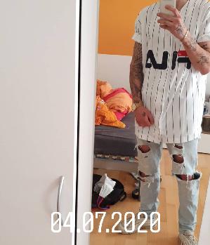 Zum Profil von Marv63