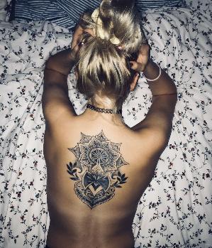 Zum Profil von Mary92