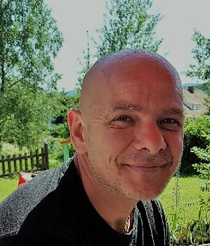 Zum Profil von Massagefreak