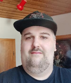 Zum Profil von Midgard88