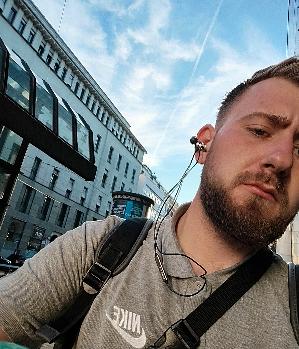 Zum Profil von Miryks089