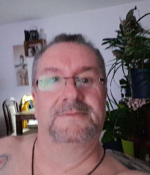 Zum Profil von Mmxx96