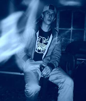 Zum Profil von Moe_94