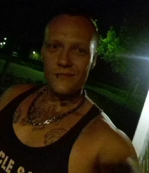 Zum Profil von Momo1984