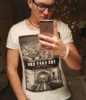 Zum Profil von MrBigD