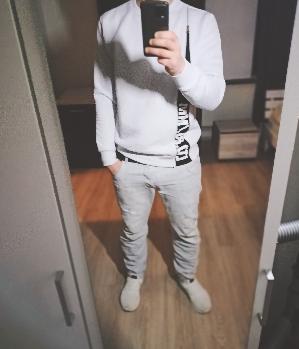 Sex Inserat von: MrWhiteguy30