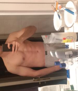 Zum Profil von MrX2001ABC