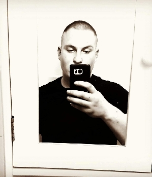 Zum Profil von Mrxxrm