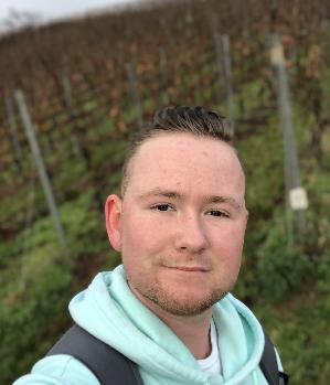 Zum Profil von Ms234445