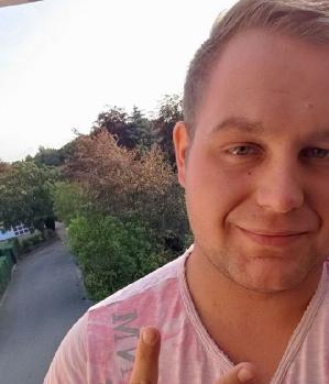Zum Profil von Nici97