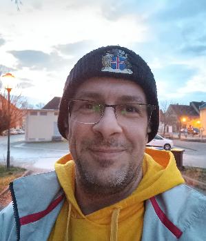 Zum Profil von Nico61077
