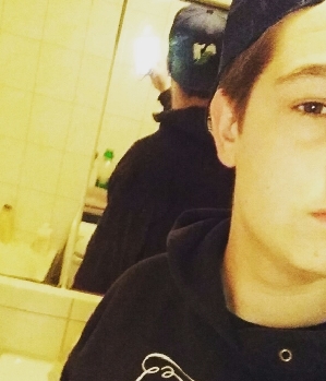 Zum Profil von Niklas18xx