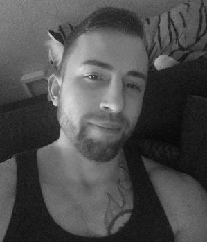 Zum Profil von NoRiSkNoLoVe