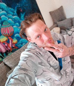 Zum Profil von Orgi2901