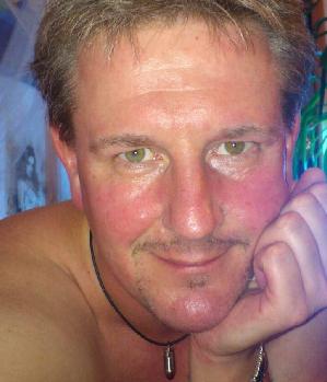 Zum Profil von Pan1970