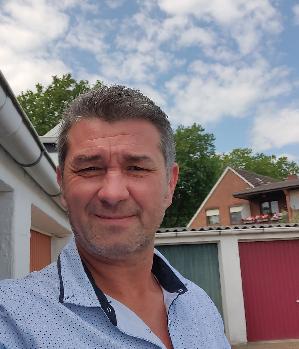 Zum Profil von Pawelusz