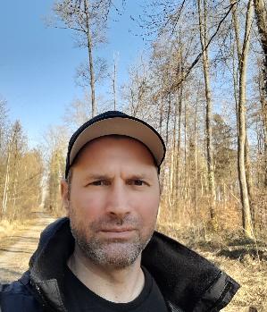 Zum Profil von Phasic