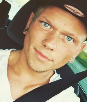 Zum Profil von Poldi87