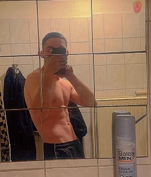Zum Profil von REPtiNAM
