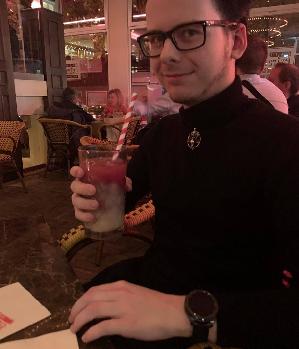 Zum Profil von Redstore997