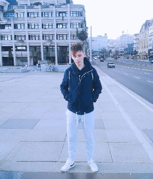 Zum Profil von Roberto98