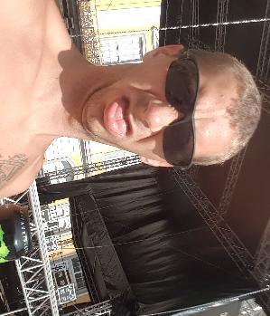 Zum Profil von Rockbert87