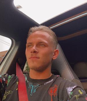 Zum Profil von Sag_Ich_Dir_Privat