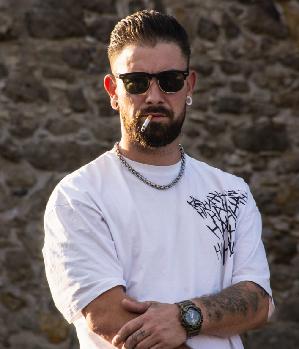 Zum Profil von Sashabigie