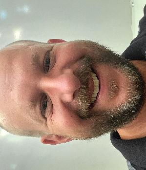 Zum Profil von Schlange44