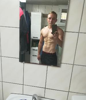 Zum Profil von Sexy_Lexy91