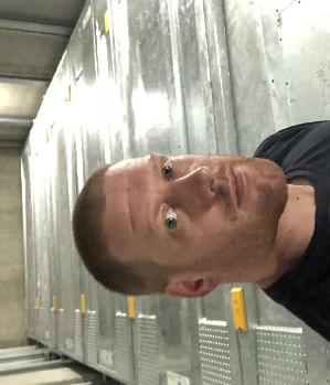 Zum Profil von Simon36