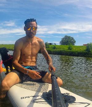 Zum Profil von Simondh