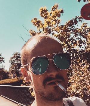 Zum Profil von Snooper83