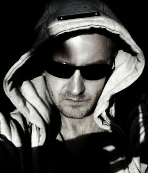 Zum Profil von Steeko